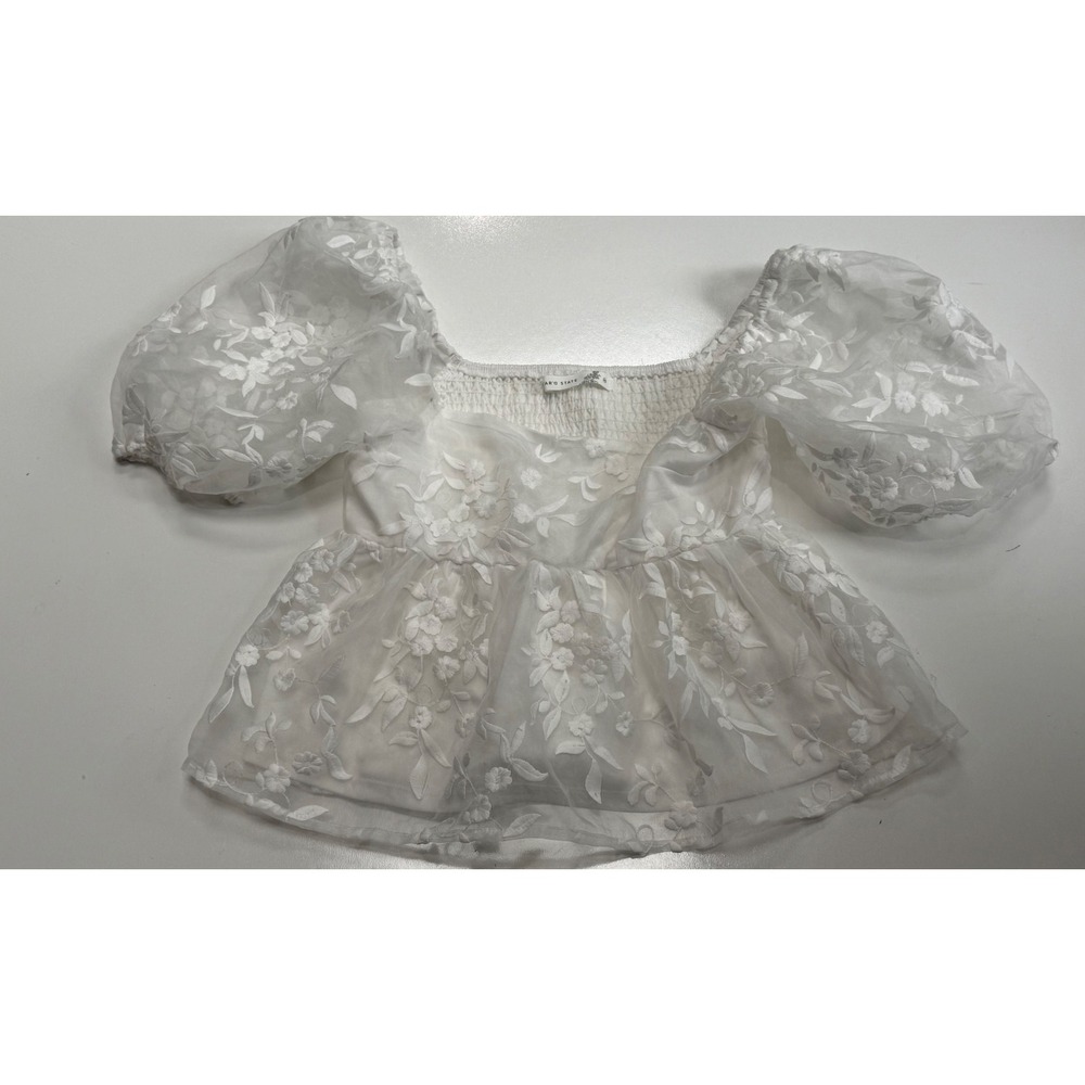 ASTR the Label White Floral Organza Puff Sleeve Smocked Peplum Top XS
